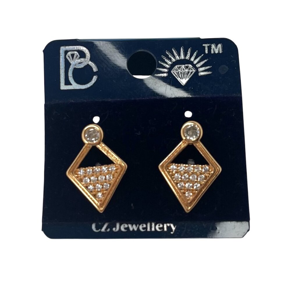 Sparkling Geometric Earrings – Gold-Tone Statement Studs Diamond Shape Chic